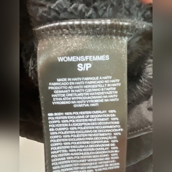 The North Face Osito Fleece Jacket S – Soft Black Zip-Up Winter Coat - Picture 6 of 6